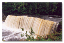 Tahquamanon Falls in Michigan's upper peninsula, 2001
